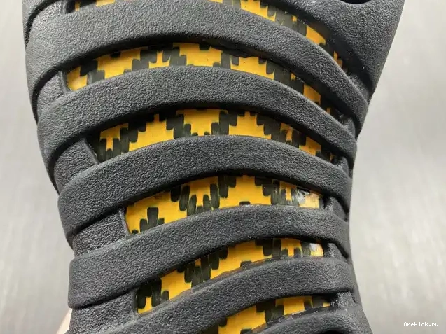 One Kick Taxi CT8013-071 Black Jordan Air 12 0626